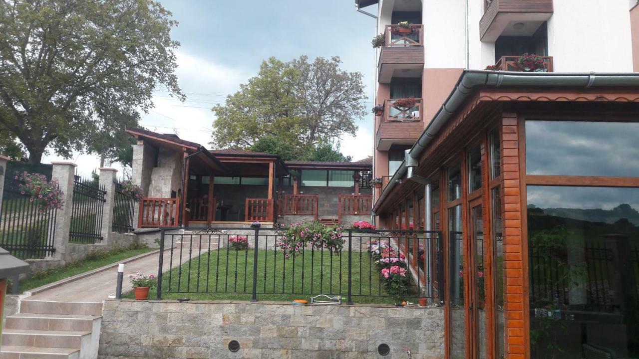 Lakata Guest House Zasele Exterior foto